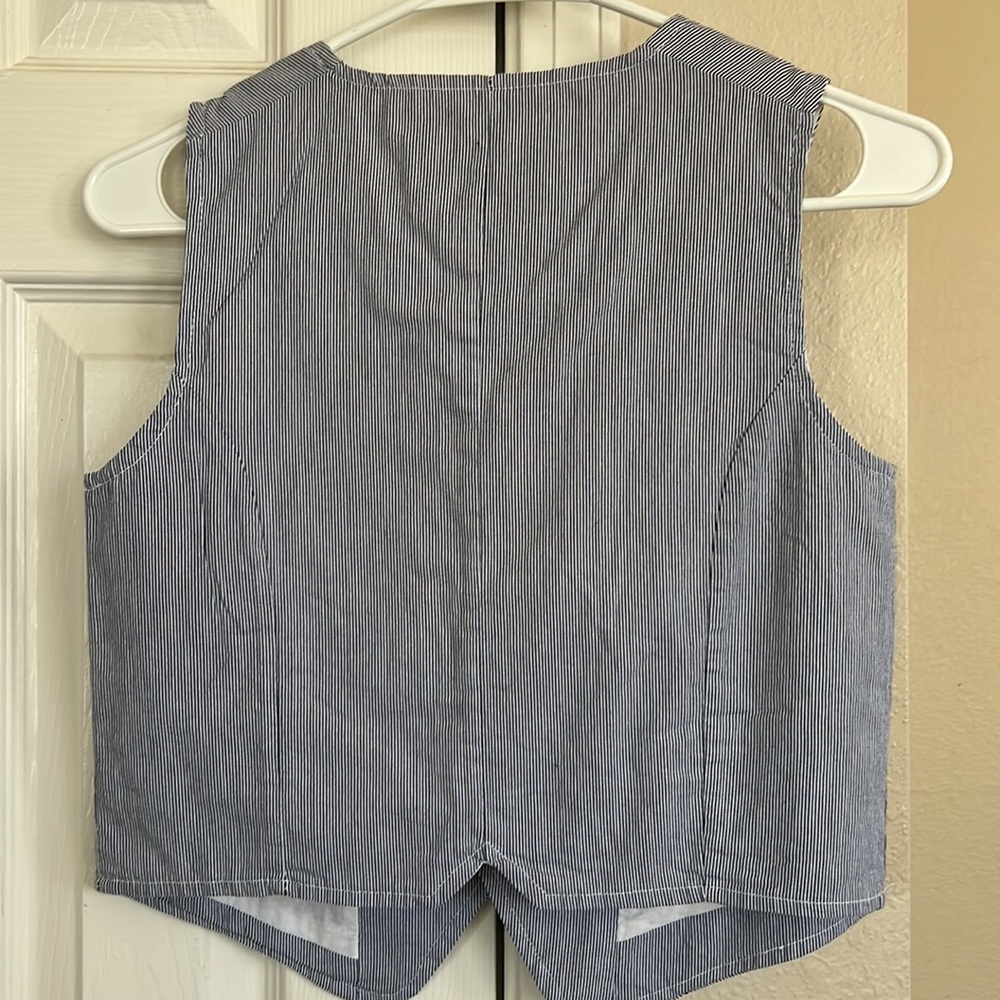 Boys Spring Vest - Size 10 - Picture 2 of 4